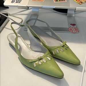 Vintage Y2K BCBGMaxAzria Lime Green leather Slingback Flats size 10